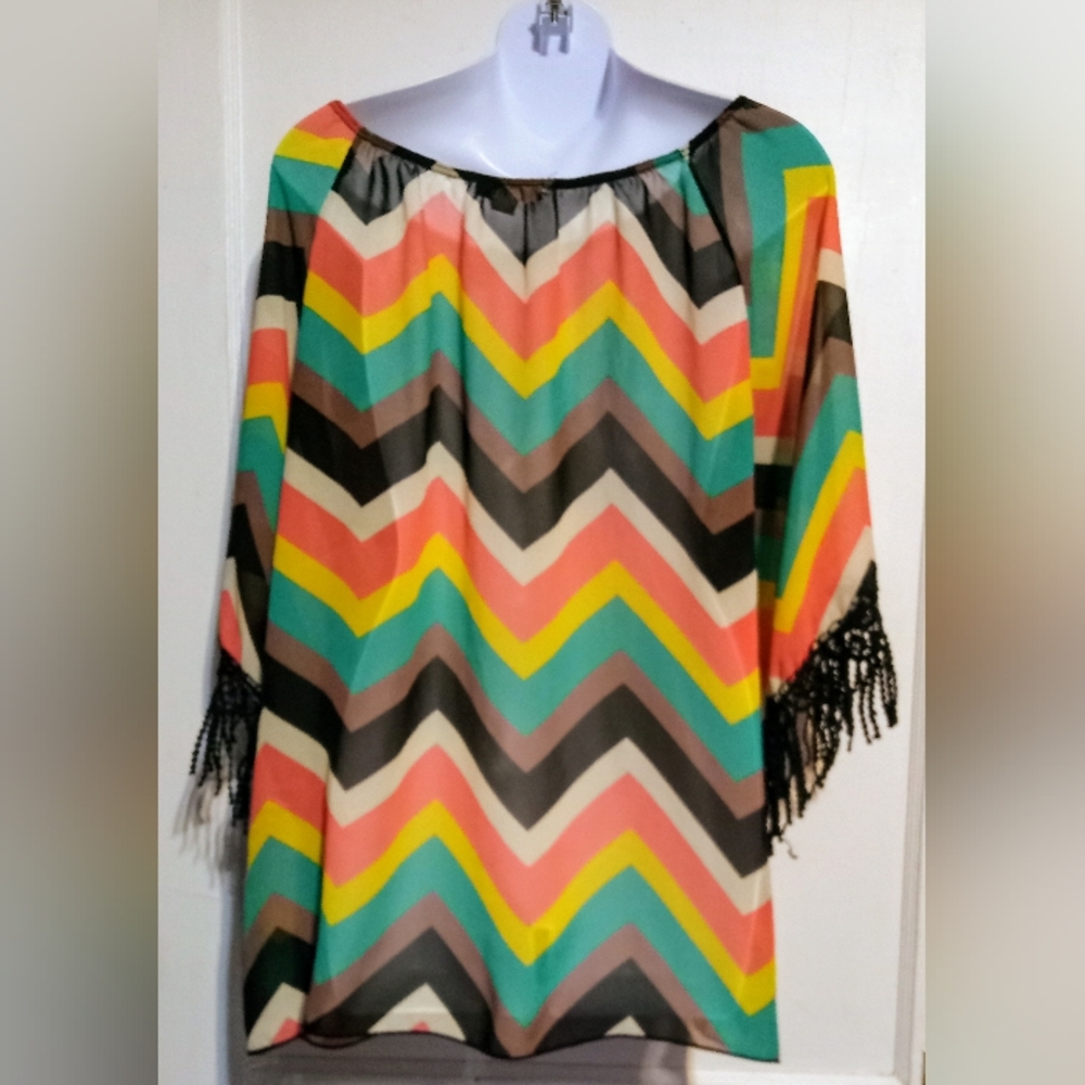 🛍️ BUNDLE ONLY🛍️Blush Multicolor Chevron Blouse with Fringe - Picture 4 of 6
